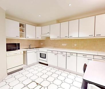 Appartement te huur - Photo 1