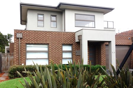 1/1 Kenneth Street, Preston VIC 3072 - Photo 3