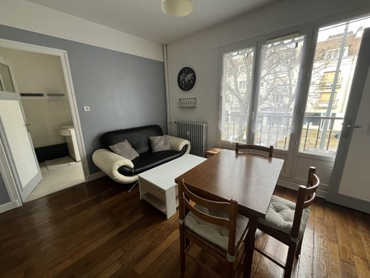 Location Appartement 2 pièces 34m² TROYES 10000 - Photo 1