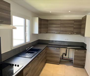 Location Appartement 4 pièces 76m² - Photo 2