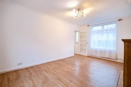 2 bedroom terraced house to rent - Photo 2