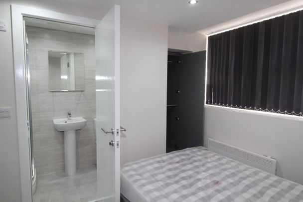 Market Street West Flat, PRESTON, Lancashire PR1 2HB - Photo 1