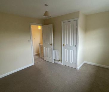 2 bedroom semi-detached house to rent - Photo 2