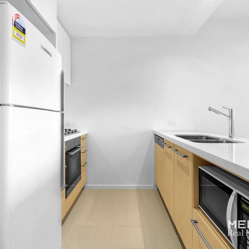 EXPERIENCE VIBRANT LIVING AT ABODE 318 - UNFURNISHED WITH WHITEGOODS - Photo 1