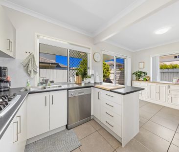 22/15 Silvereye Drive, Griffin - Photo 2