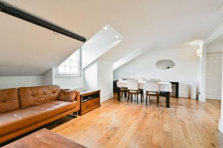 3 bedroom flat to rent - Photo 3