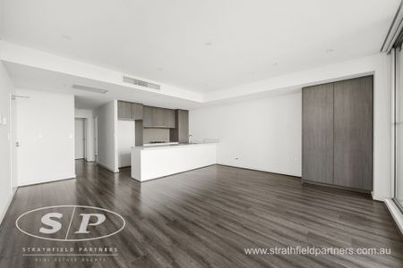 Lifestyle Location meets Stunning Design - Photo 2