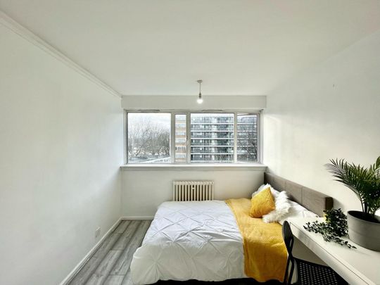 3 Bed Flat, Ripley House, SW1V - Photo 1