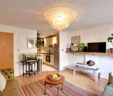 Lownes Courtyard, Boone Street, Lewisham, London, SE13 - Photo 3