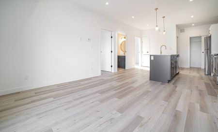 Virginia: Gold Accents – 196 Colony, Winnipeg, MB - Photo 5