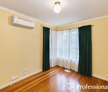 3 Bed Family home in Burwood East - Photo 1