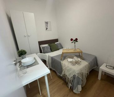 Calle del Marqués de Santa Ana, Madrid, Community of Madrid 28004 - Photo 6