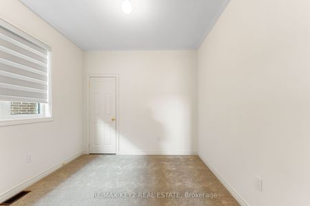 For Lease - 175 Hartney Drive, Richmond Hill, Ontario - Photo 4