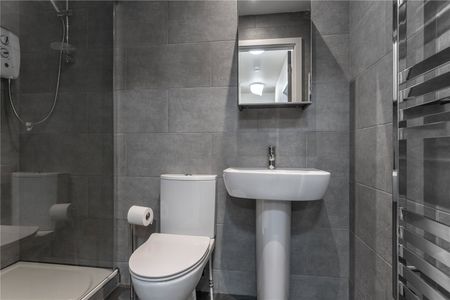 7 Chancery Lane, Huddersfield, HD1 - Photo 2