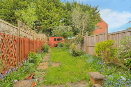 2 bedroom end terraced property to rent, Available unfurnished from 30/04/2025 - Photo 5