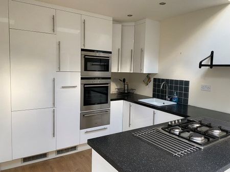 Cavendish Mews, Nottingham, NG7 - Photo 3