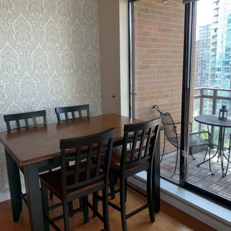 Downtown Unfurnished 2 Bedroom & Den in the luxurious L'Hermitage! - Photo 1