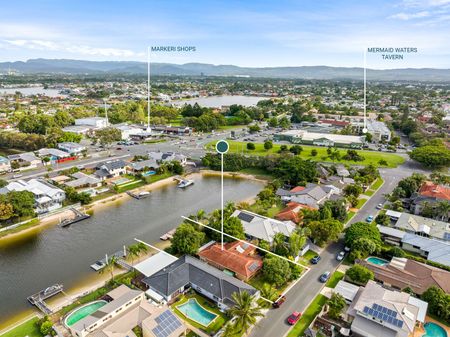 11 Sundowner Court, Mermaid Waters, QLD 4218 - Photo 5