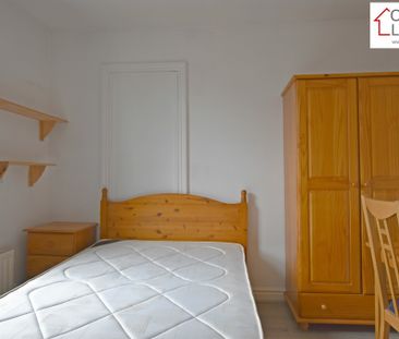 3 Bedroom Flat - Photo 1