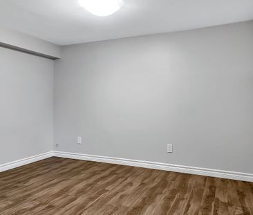 For Lease - 66 Walter Avenue Unit# Lower, Newmarket, Ontario - Photo 3