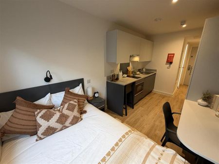 Studio to rent - Photo 4