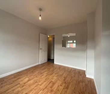 35 Northwood Drive, - Photo 1