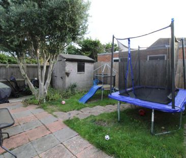 3 bedroom bungalow to rent - Photo 6