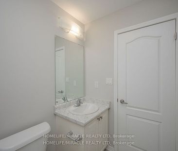 For Lease - 327 Pumpkin Pass, Hamilton, Ontario - Photo 1