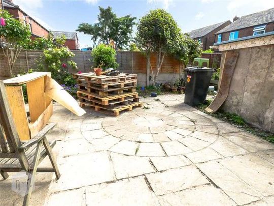 Alexander Road, Bolton, BL2 - Photo 1