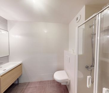 Location Appartement 2 pièces 43m² - Photo 4