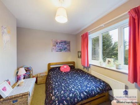 2 bedroom property to rent in Worcester - Photo 2