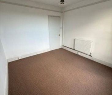 3 bedroom apartment to rent - Photo 5
