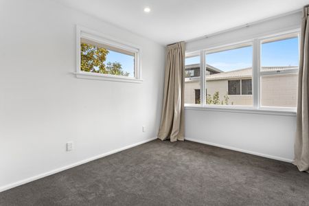 ​​Renovated 3 Bedroom house in Merivale ​ - Photo 3