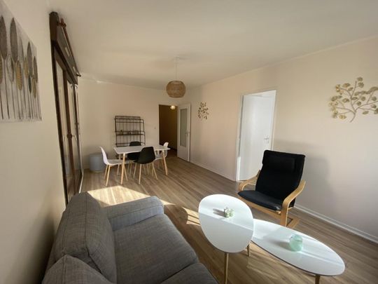 Location Appartement 2 pièces Meublé 50m² LA RAVOIRE 73490 - Photo 1