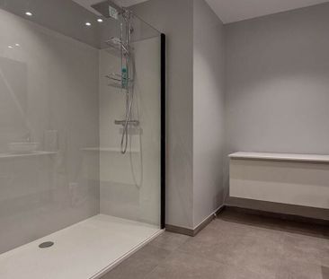 Appartement te huur in Tournai voor € 800 met 2 slaapkamers - Photo 2