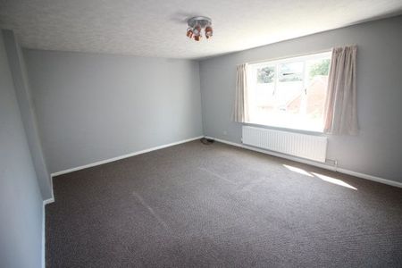 Buckland Lodge, Leamington Spa, CV32 - Photo 3