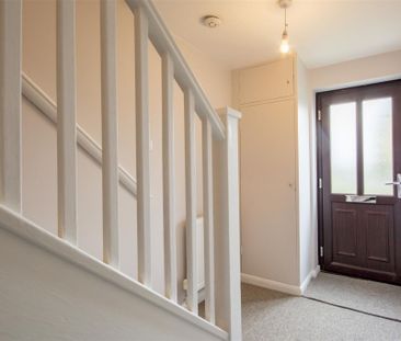 2 Bed End of terrace house For Rent - Photo 2