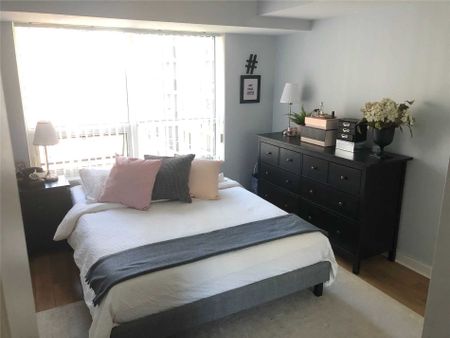 For Lease - 1 Michael Power Place Unit# 1402, Toronto, Ontario - Photo 3