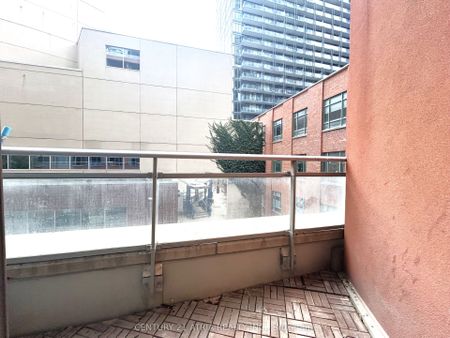 Space Lofts - Photo 5