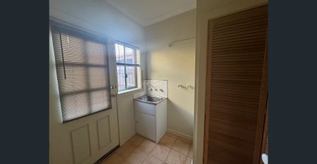 1/5 Second Avenue, Hoppers Crossing, Vic 3029 - Photo 2