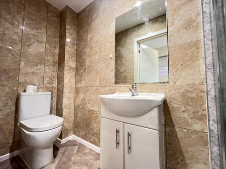 Earlham Road, Norwich - Photo 3