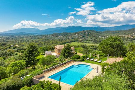 Rental Castle Zonza 13 Rooms 550 m² - Photo 3