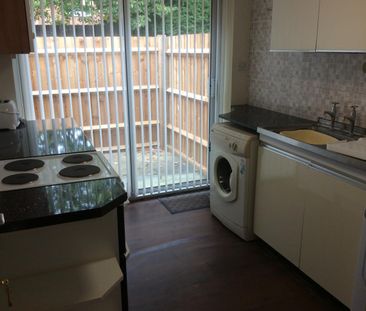 Rollswood Drive, SOLIHULL - Photo 4