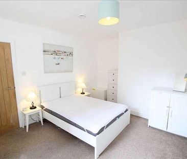 West Street, Scarborough, YO11 - Photo 1