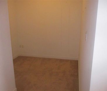 For Lease - 90 Charlton St Street Unit# #507, Hamilton, Ontario - Photo 6