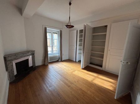 Appartement T3 de 128m2 à louer Villefranche centre - Photo 5