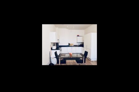 Room in a Shared Flat, Noble House, SE3 - Photo 5