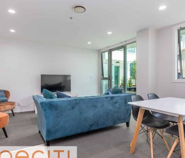 608/85 Beach Road - Photo 3