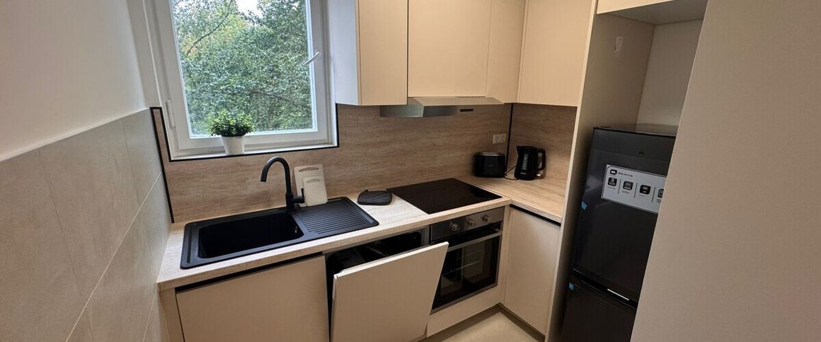 Charlottenburg: voll möbliertes LUXUS Apartment - 50 m² per SOFORT zu VERMIETEN - Photo 1