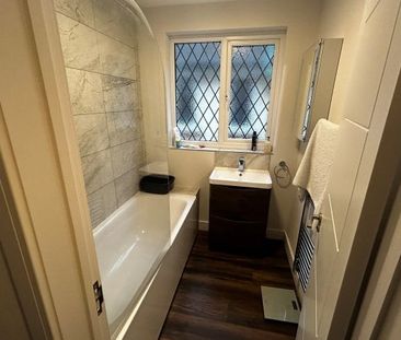 Grove Road, SM1 2AF - Photo 3